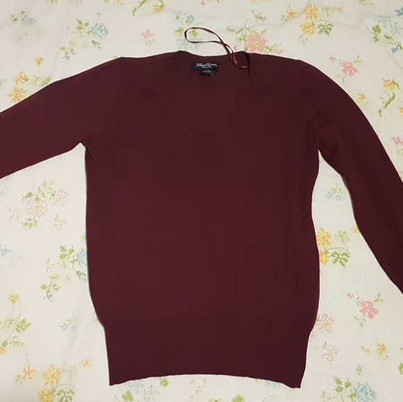 Tops - Picture 2 of 2